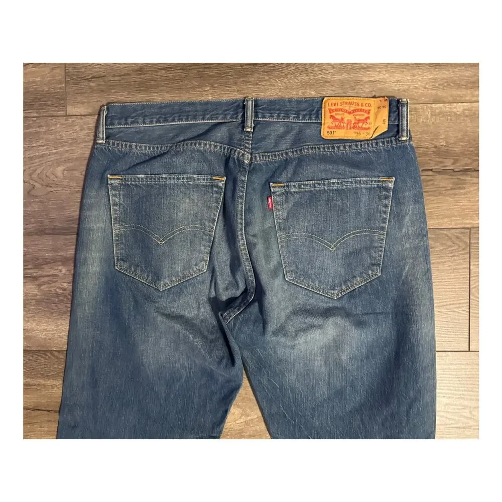 Levi's 501 Original Fit Mens‎ Button Front Jeans Size 36 x 36